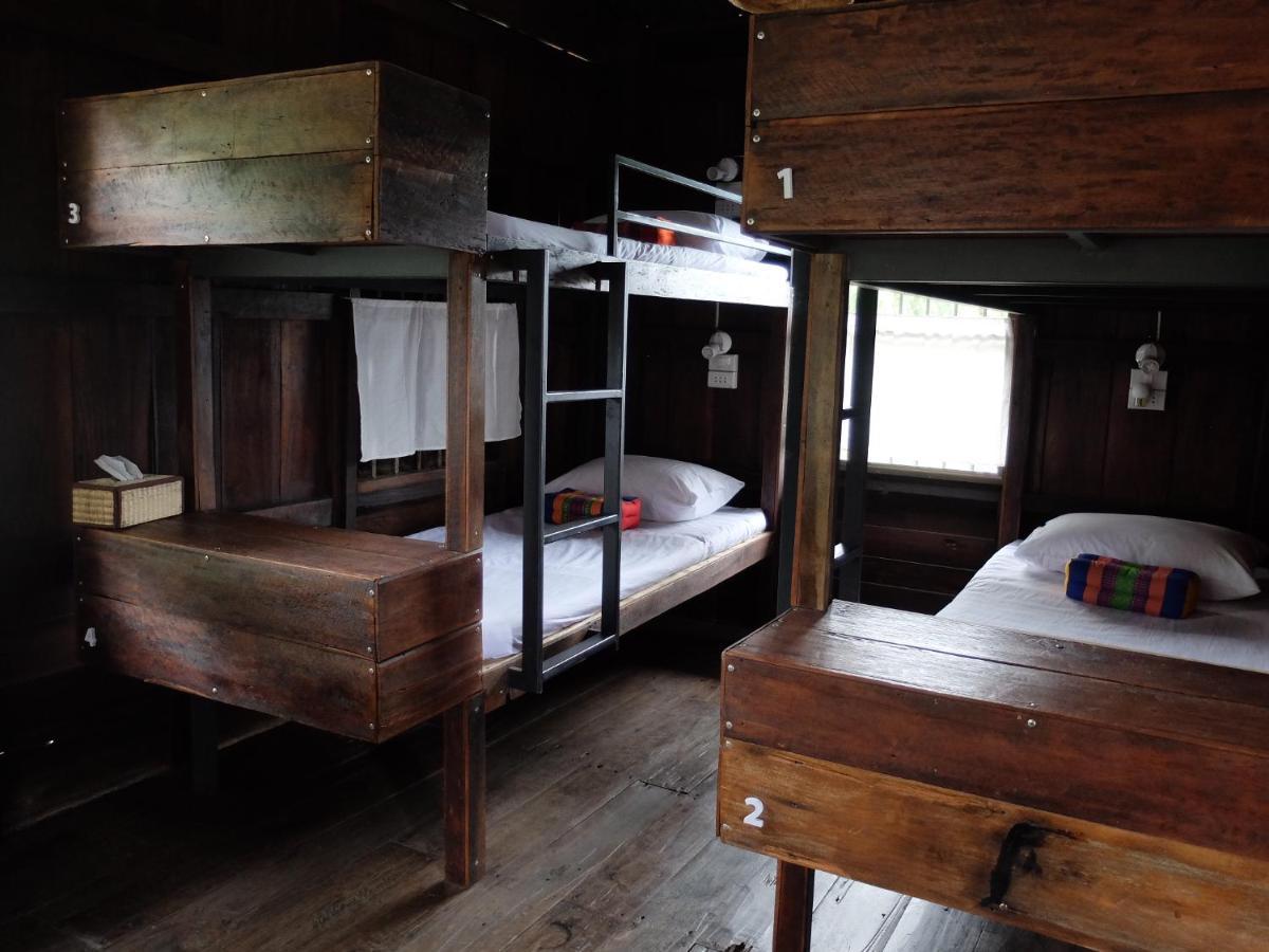 Iamwarin Mini Hostel Warin Chamrap Екстериор снимка