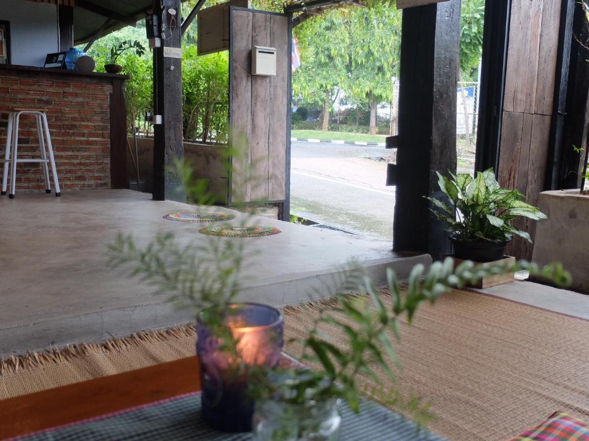 Iamwarin Mini Hostel Warin Chamrap Екстериор снимка