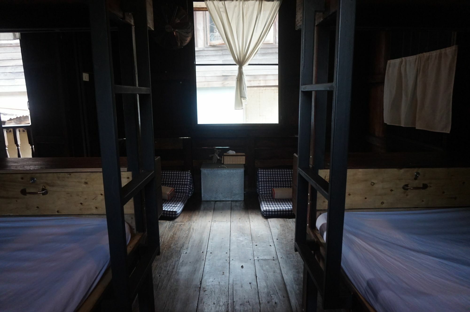 Iamwarin Mini Hostel Warin Chamrap Екстериор снимка